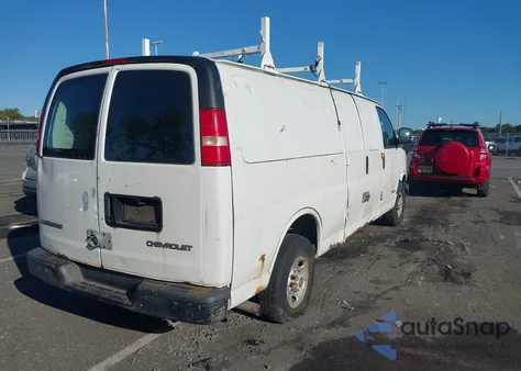 2005 Chevrolet Express z USA, uszkodzony, nr VIN 1GCGG29V851136723